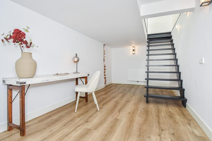 Foto 30 van Van Beverningkstraat 199