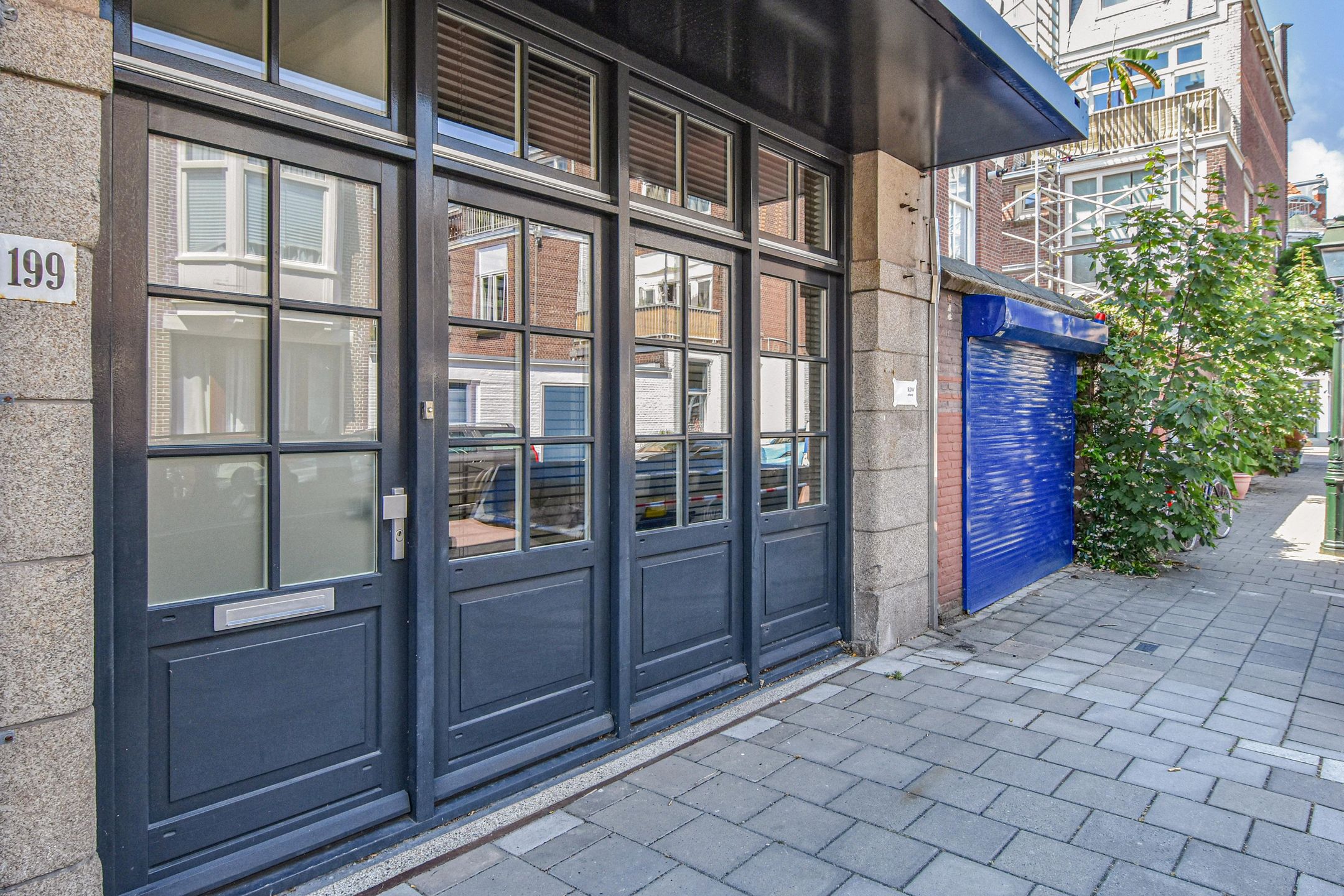 Photo 3 of Van Beverningkstraat 199