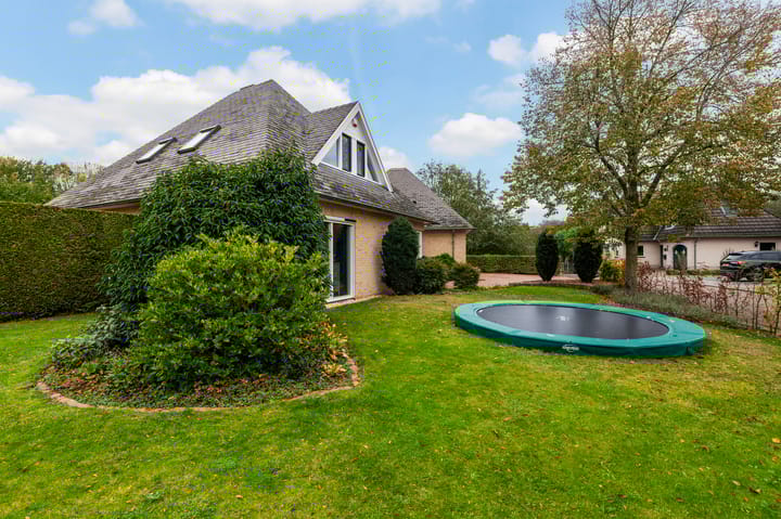 Photo 50 of Lakkerskamp 3