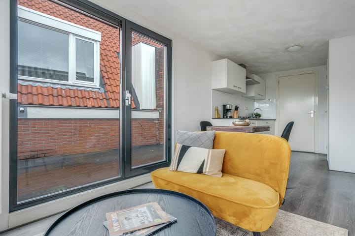 Photo 10 of Nieuwe Boteringestraat 83-F