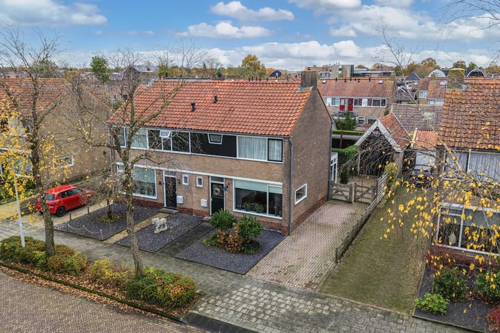 Photo 6 of Foareker 82