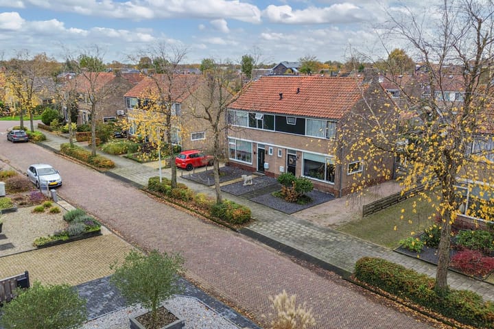 Photo 7 of Foareker 82