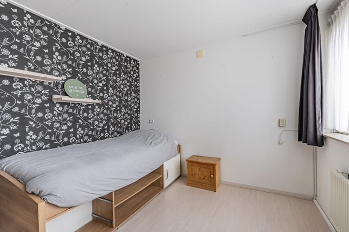 Photo 33 of Foareker 82