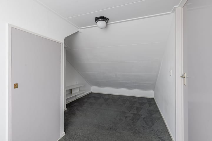 Photo 38 of Foareker 82