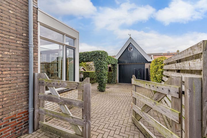 Photo 40 of Foareker 82