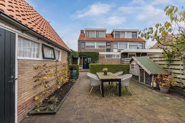 Photo 53 of Foareker 82