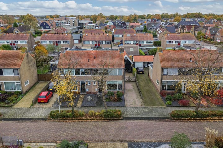 Photo 58 of Foareker 82