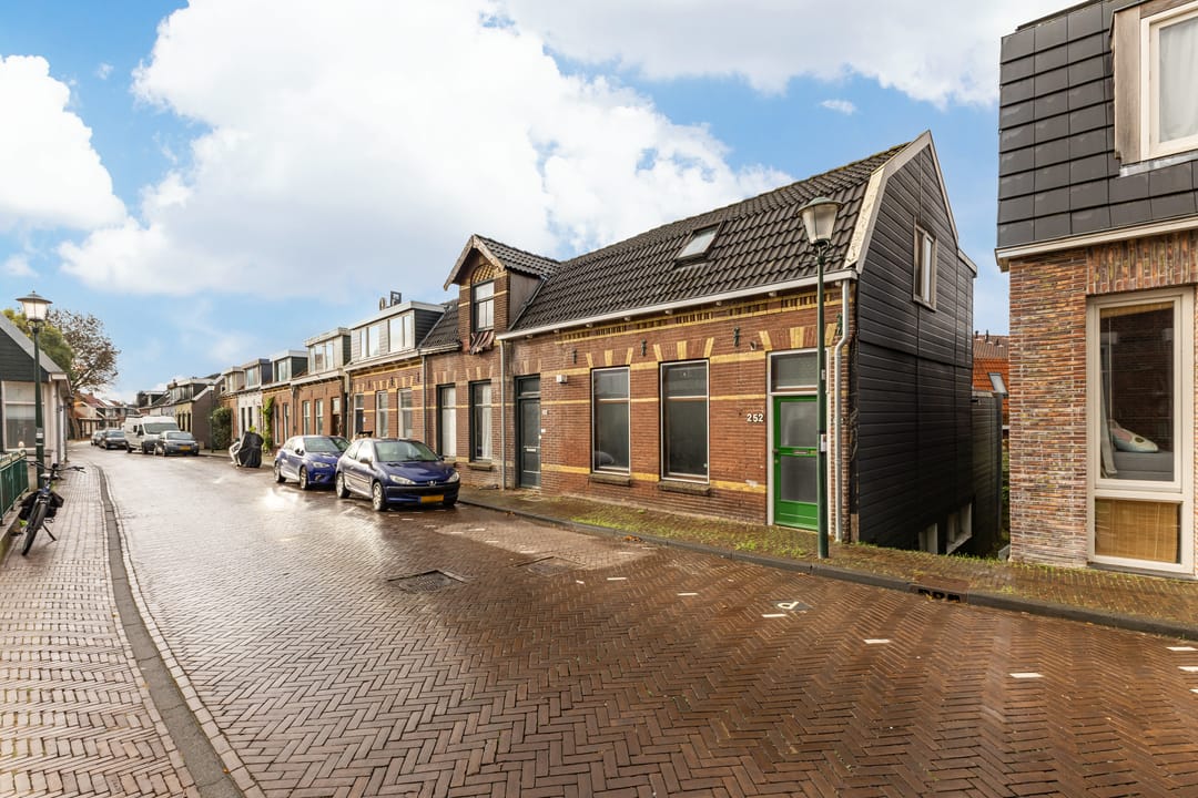 Foto 1 van Zuiddijk 252