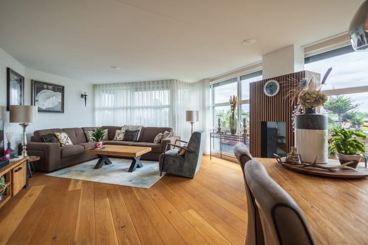 Photo 4 of Floraparkstraat 94