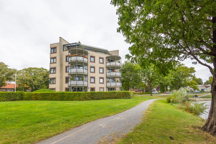 Photo 7 of Floraparkstraat 94