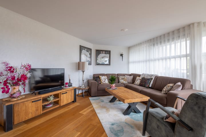 Photo 11 of Floraparkstraat 94