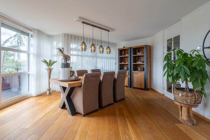 Photo 15 of Floraparkstraat 94