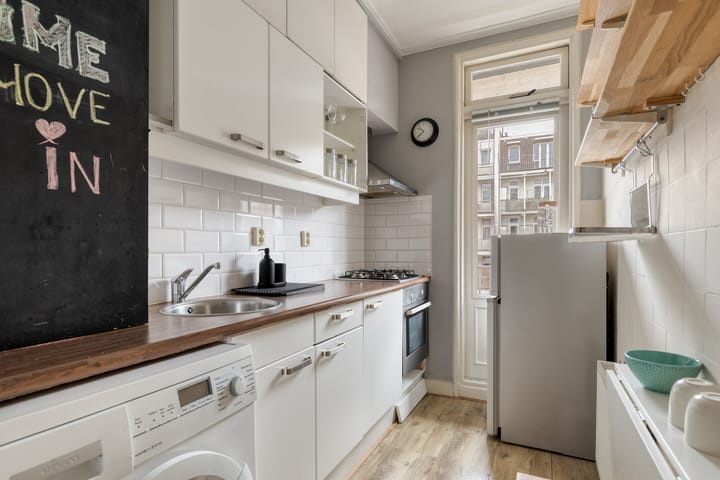 Foto 5 van Van Ostadestraat 27-2