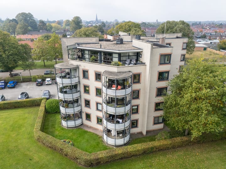 Photo 45 of Floraparkstraat 94