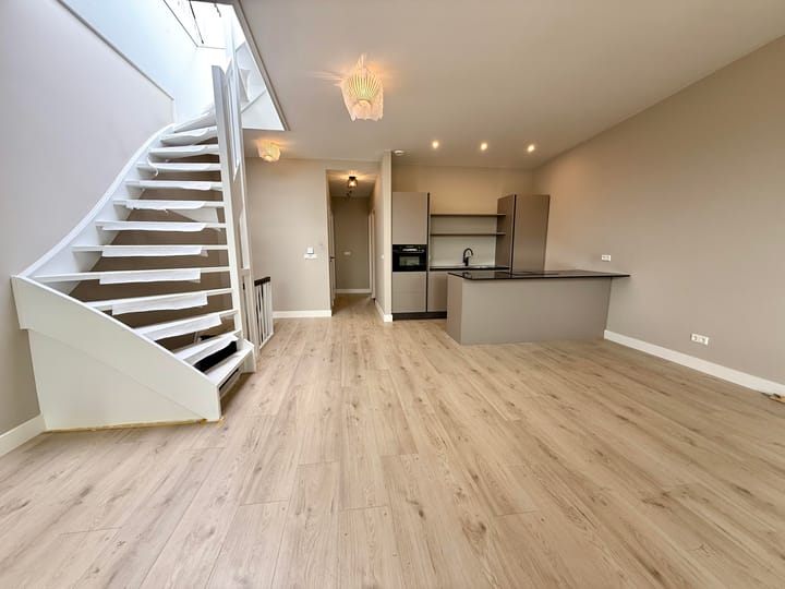 Foto 2 van Nassaukade 36-4