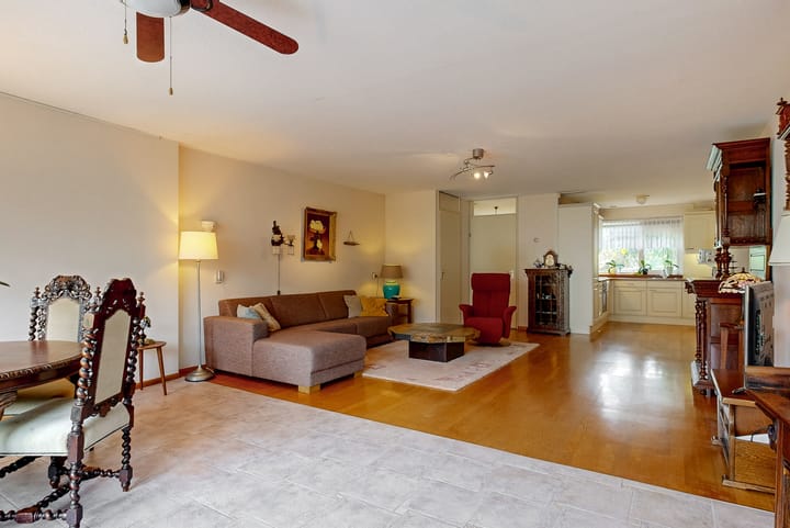 Foto 6 van Steve Bikostraat 76