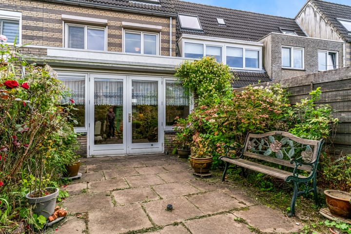 Foto 16 van Steve Bikostraat 76