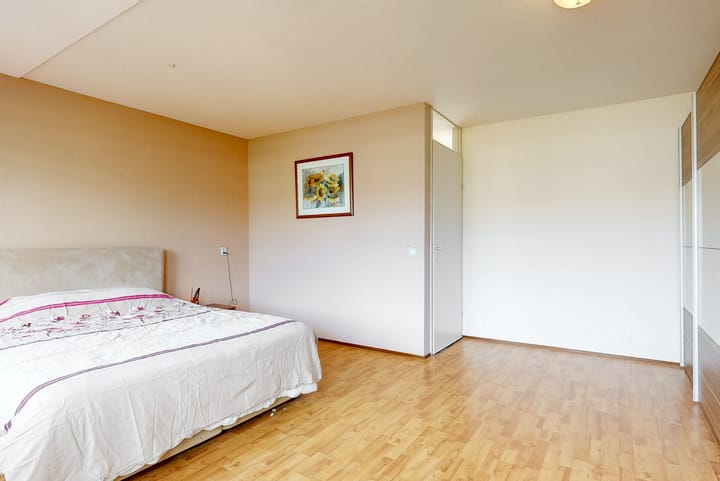 Foto 28 van Steve Bikostraat 76