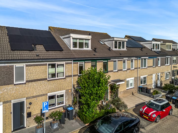 Foto 42 van Steve Bikostraat 76