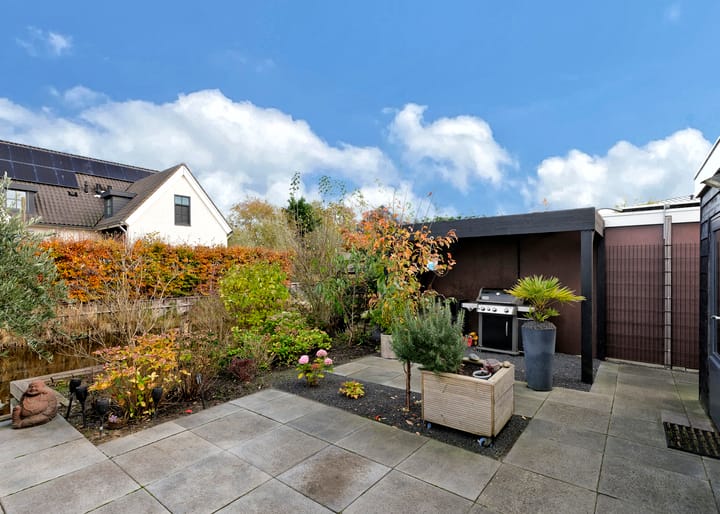 Photo 35 of Pinksterbloem erf 11