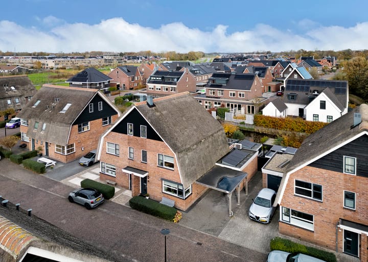 Photo 42 of Pinksterbloem erf 11