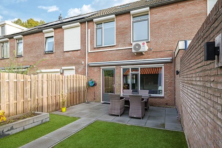 Foto 56 van Sterappel 50