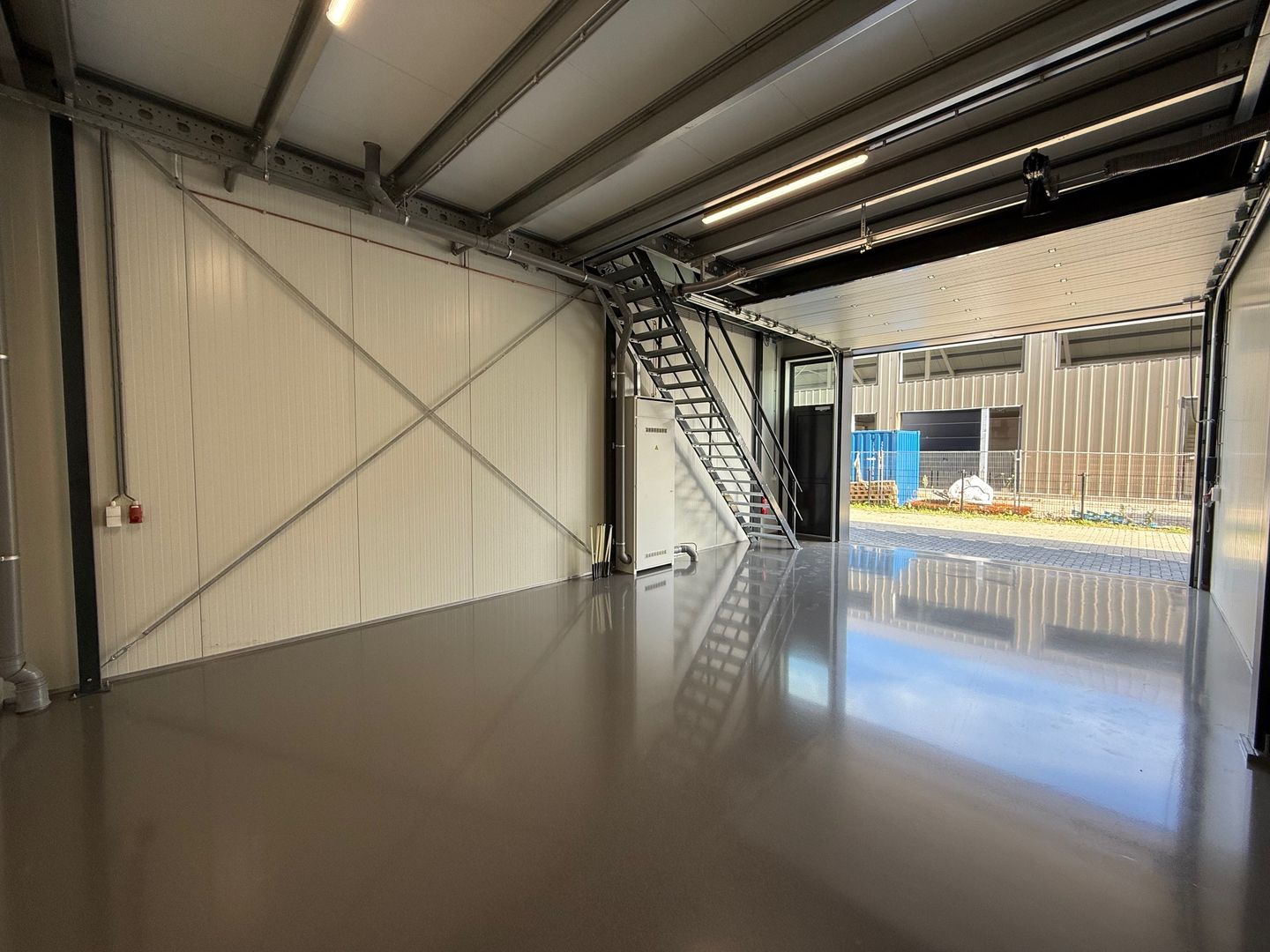 View photo 2 of Dijkgraafstraat 14-b