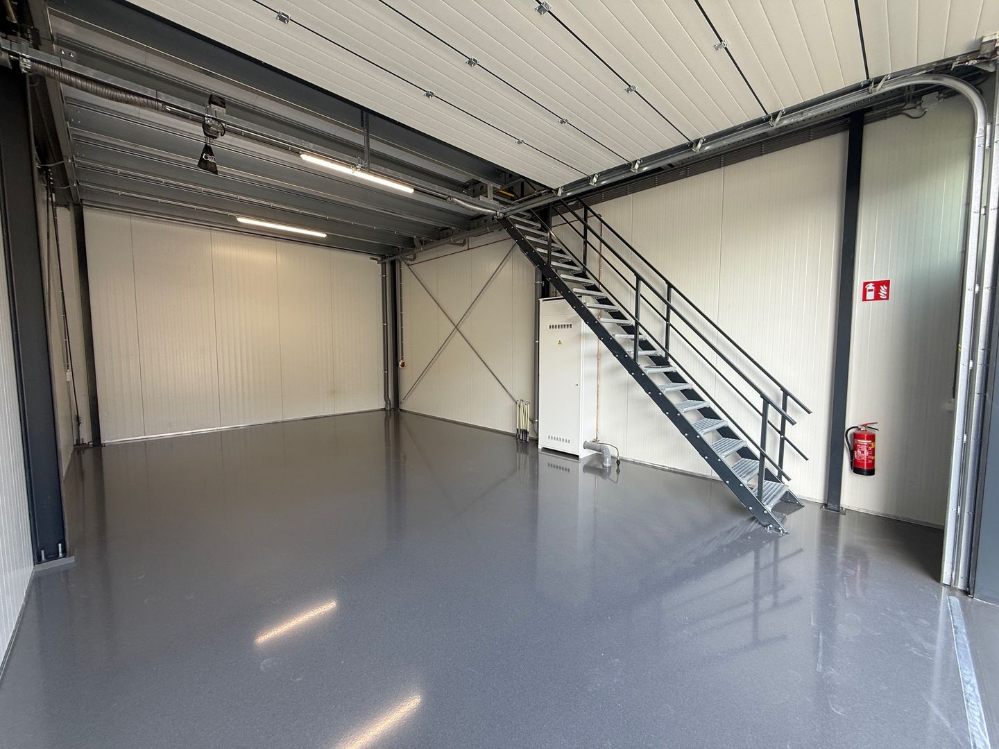 View photo 3 of Dijkgraafstraat 14-b