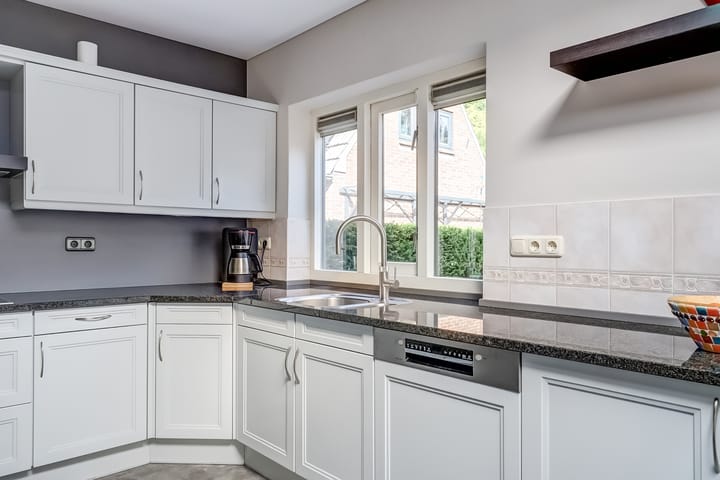 Photo 15 of Leemweg 131