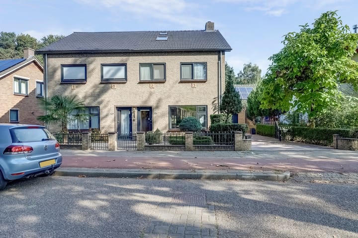 Photo 5 of Leemweg 131