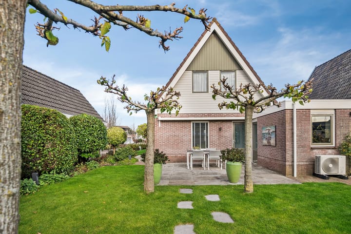 Photo 2 of Lantmanstraat 22