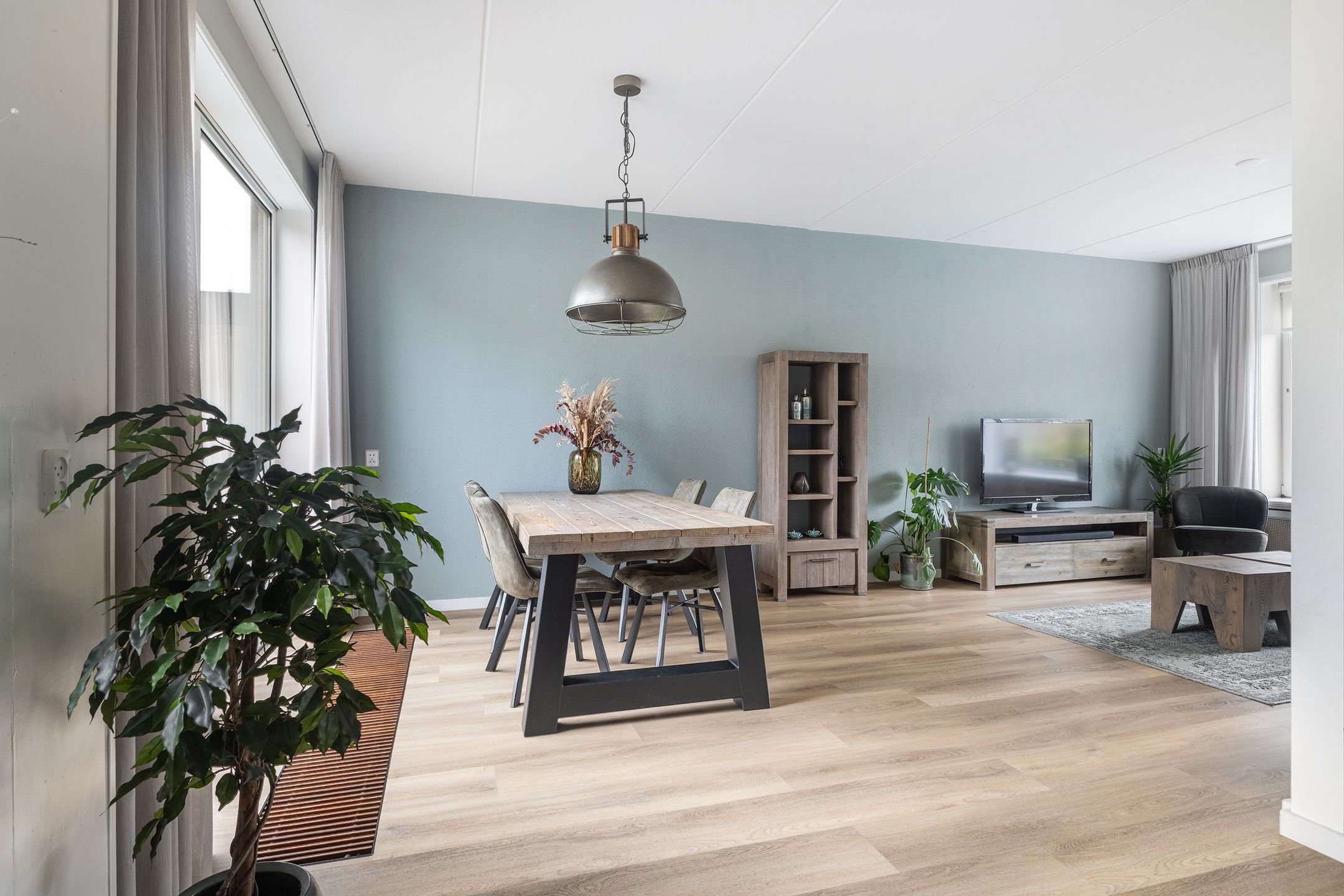 Foto 6 van Aysmastins 11