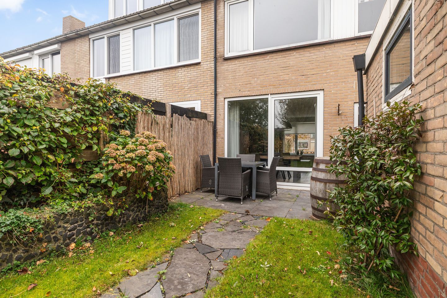 Foto 40 van Aysmastins 11