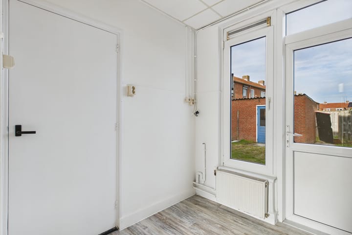 Photo 13 of Visartstraat 37