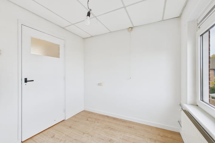 Photo 24 of Visartstraat 37