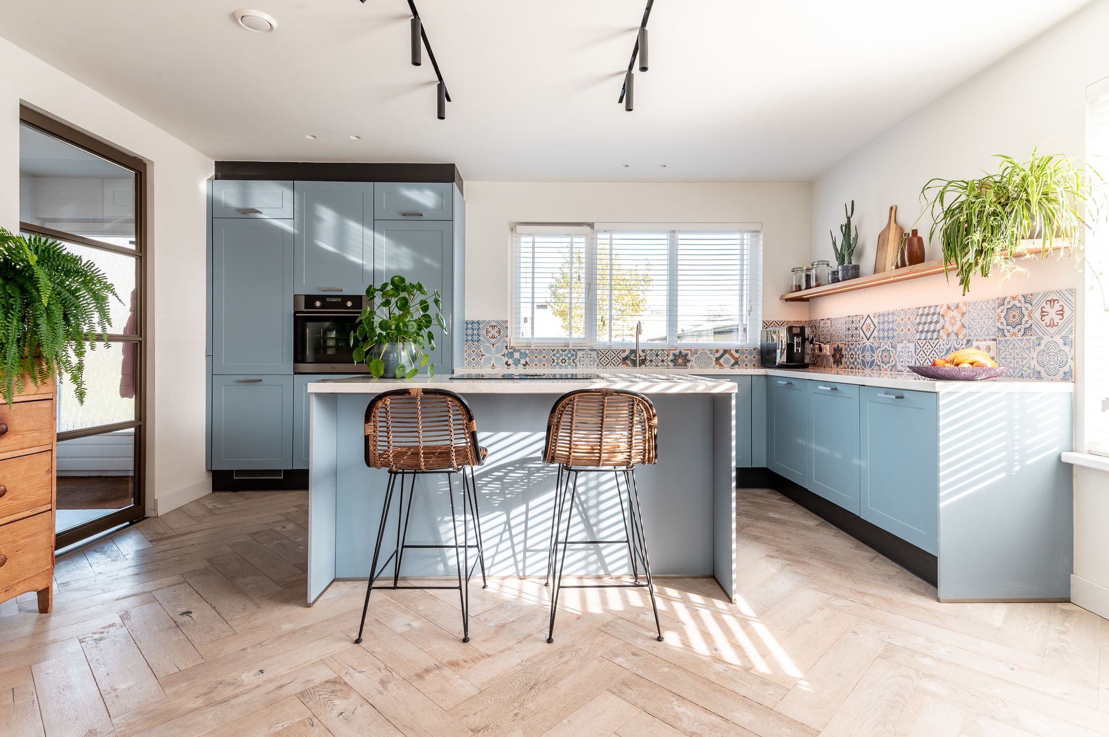 Photo 3 of Linnaeusweg 9