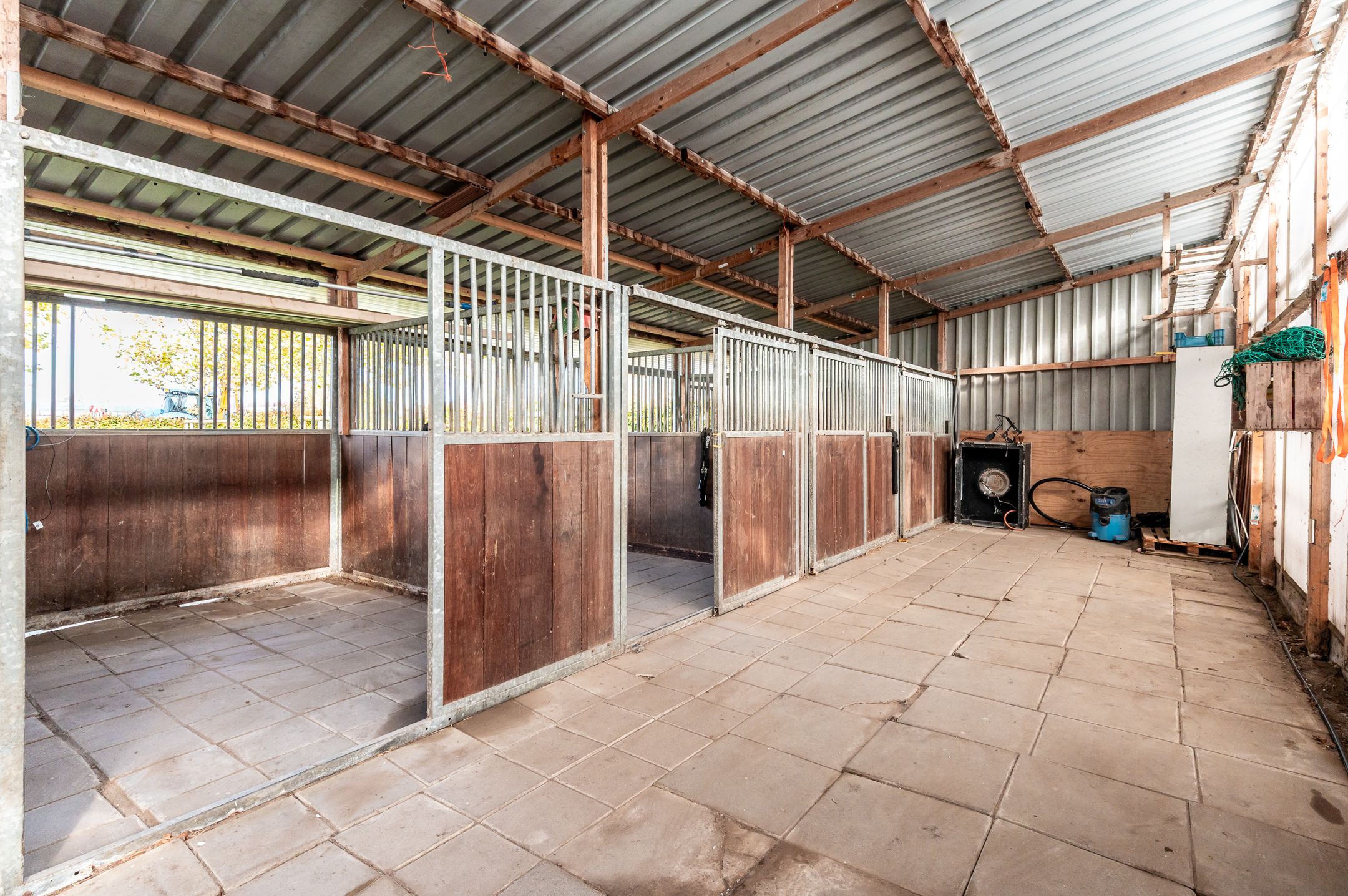 Photo 51 of Linnaeusweg 9