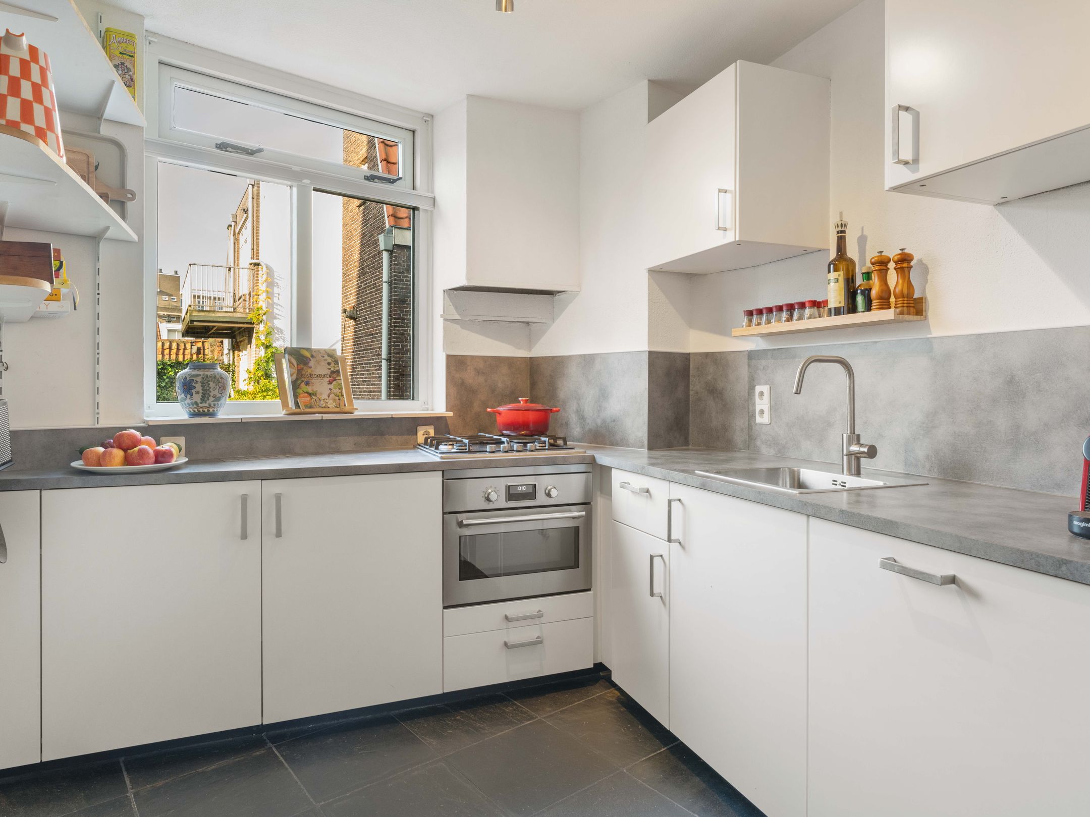 Photo 18 of Oranjehof 42