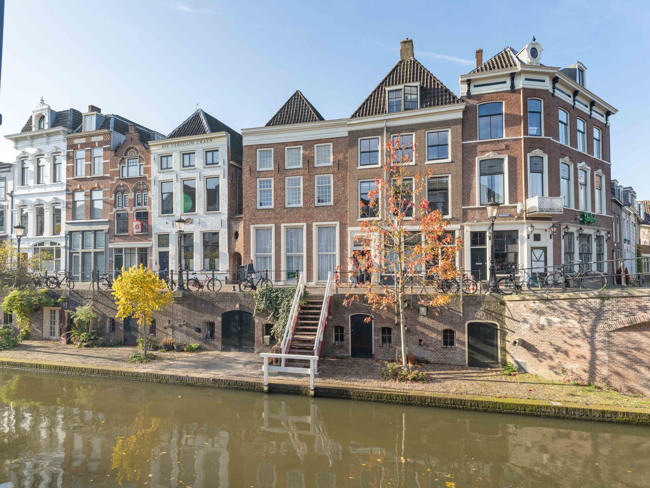 Photo 39 of Oranjehof 42