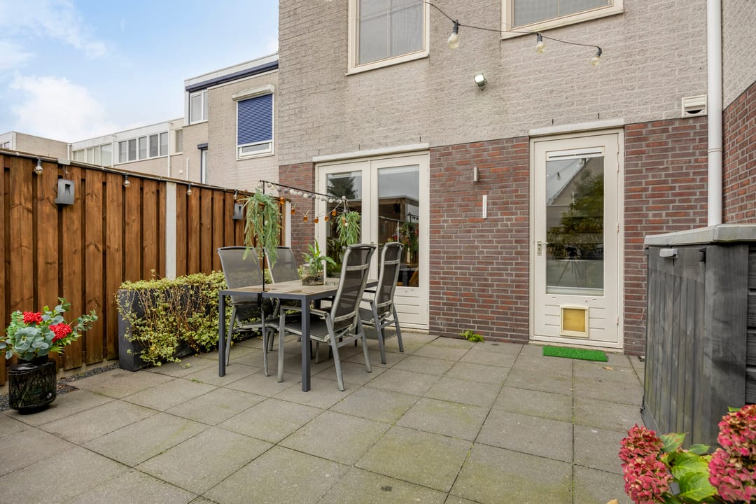 Photo 32 of Leekstraat 7
