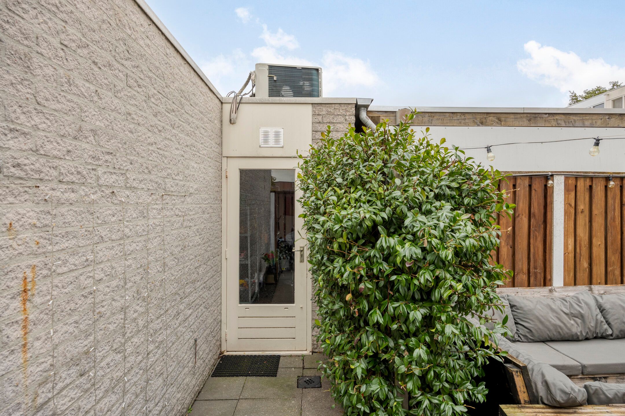 Photo 36 of Leekstraat 7
