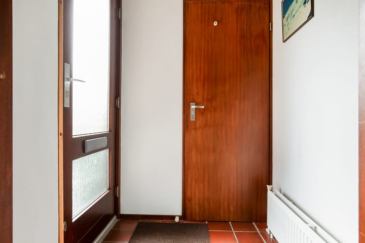 Photo 8 of Massenetstraat 2