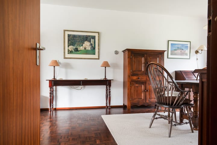 Photo 11 of Massenetstraat 2