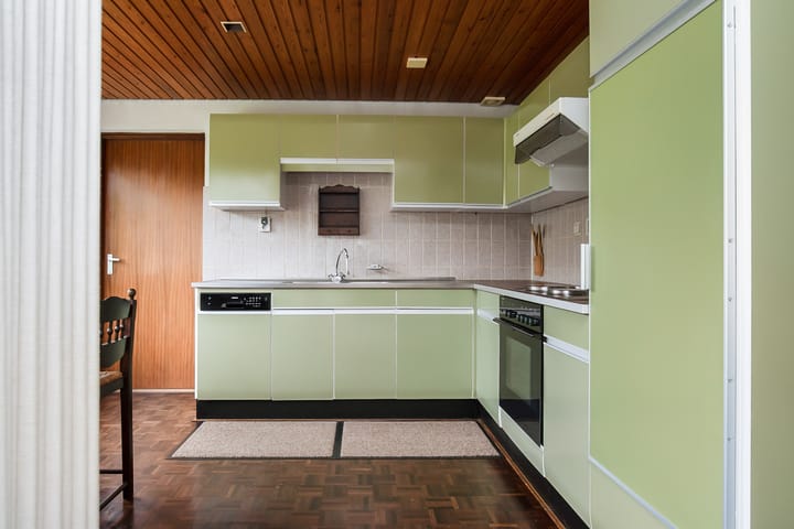 Photo 19 of Massenetstraat 2