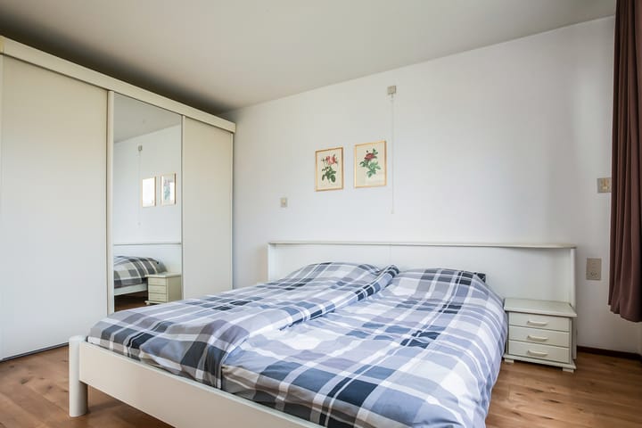 Photo 28 of Massenetstraat 2