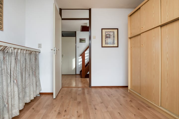 Photo 38 of Massenetstraat 2