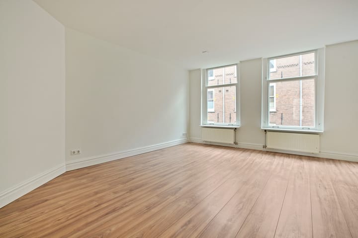 Photo 2 of Goudsbloemstraat 110-2