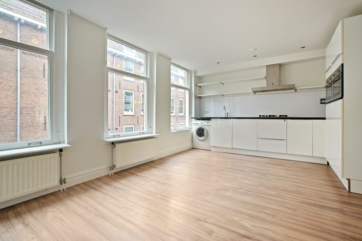 Photo 4 of Goudsbloemstraat 110-2