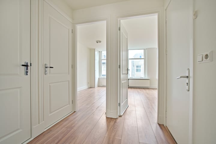 Photo 9 of Goudsbloemstraat 110-2