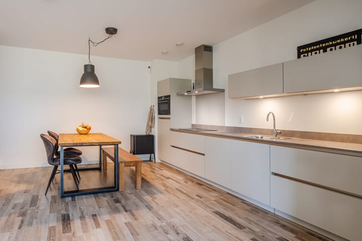 Photo 18 of Klaproos 72